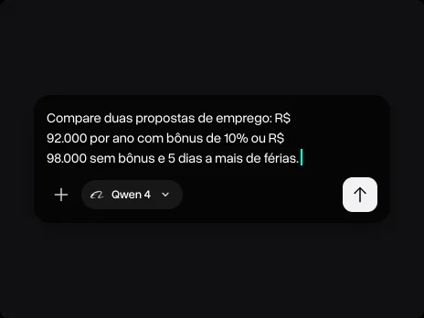 Campo de mensagem com um prompt pedindo para comparar uma proposta de R$ 92.000 com bônus de 10% e outra de R$ 98.000 com 5 dias a mais de férias
