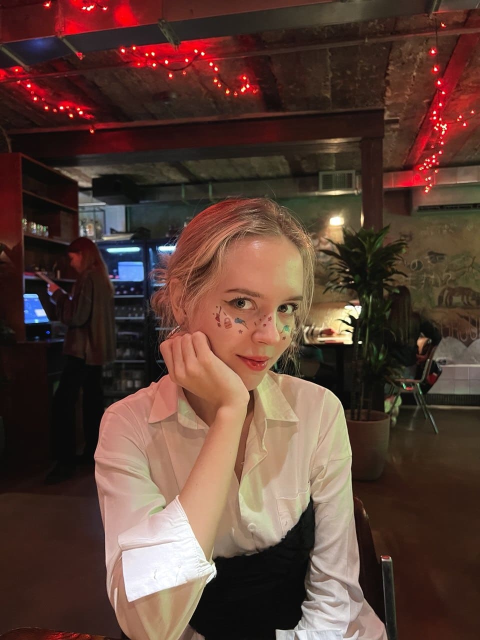 Portrait made by an Overchat AI creator 3
